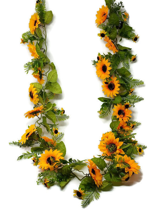 1.8m Sunflower & Foliage Garland